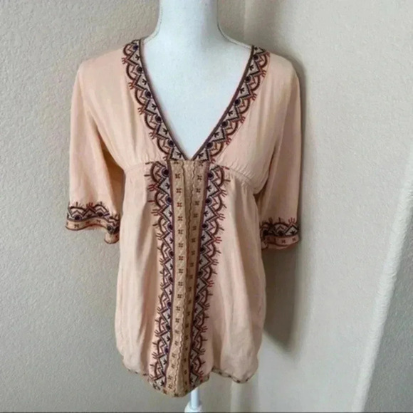 Urban Mango Bohemian embroidered top size women’s XL - Picture 1 of 15